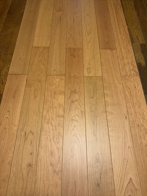 アメリカン(ブラック)チェリー 複合フローリング 2mm単板 床暖対応  重歩行 UVセラミッククリア塗装 Aグレード 12×120×909(mm) 1.53平米入